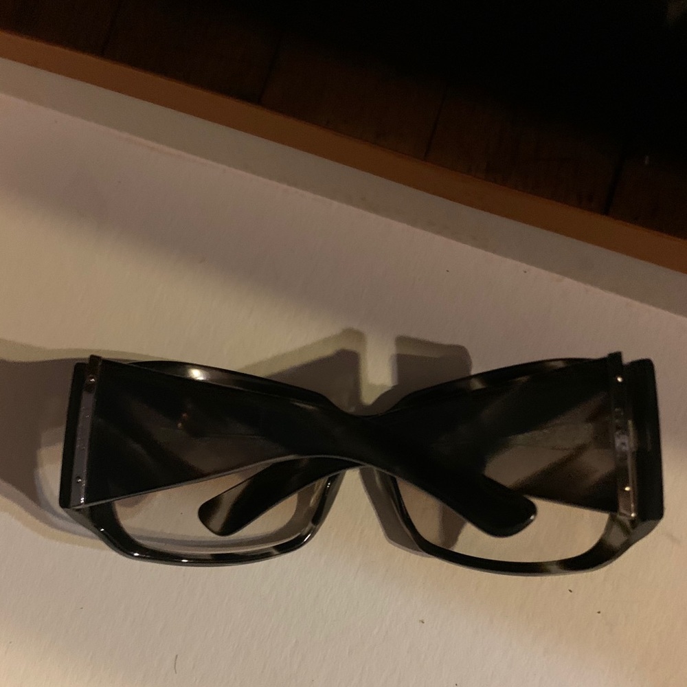 Gucci frames lenses need to be replaced